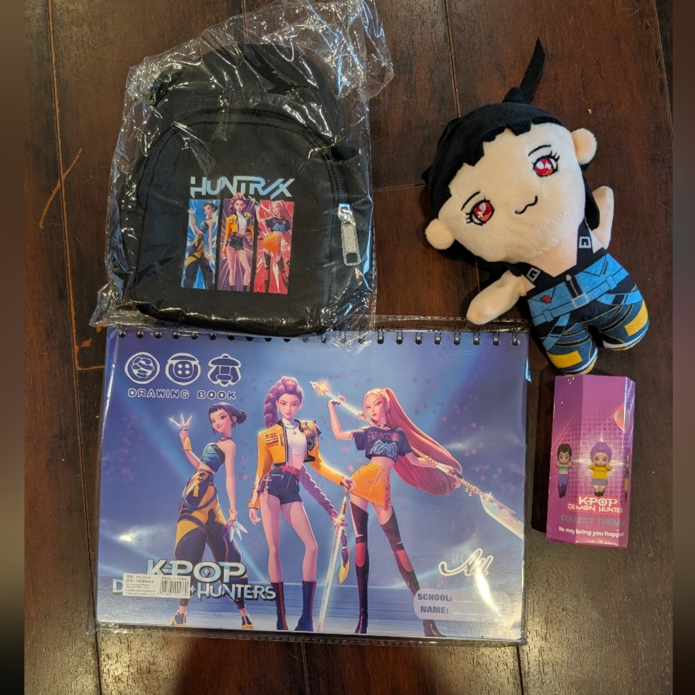 HUNTRX Bag with K-Pop Zoie Keychain and Coloring Book And Mystery Hipper